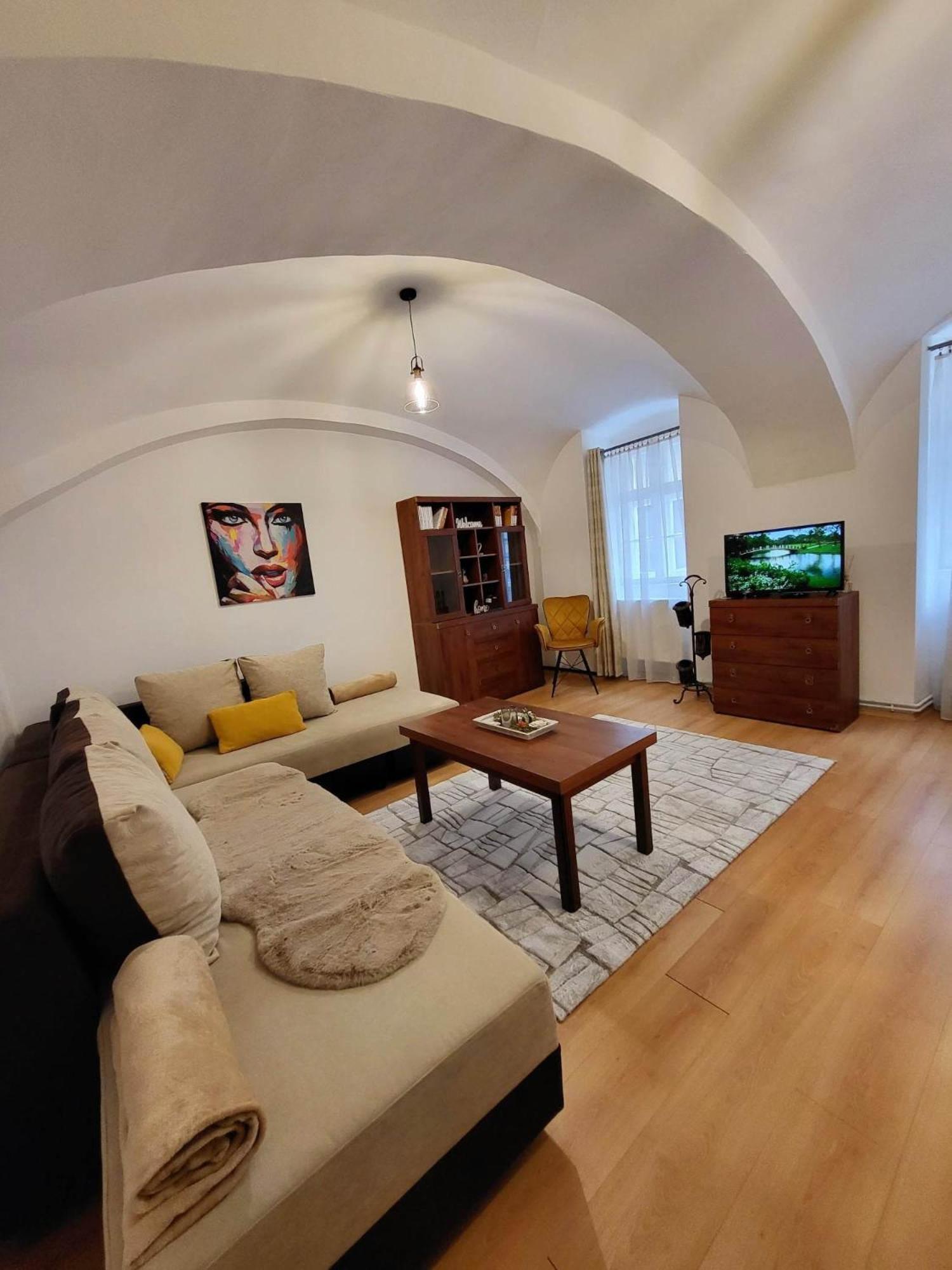 Downtown Romantic Alba Regalǎ Exterior foto